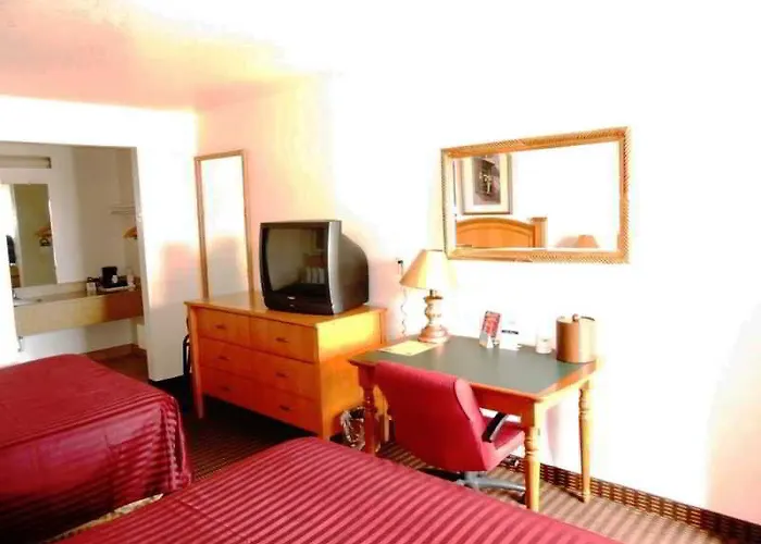 Lodge Econo North I-17 Phoenix